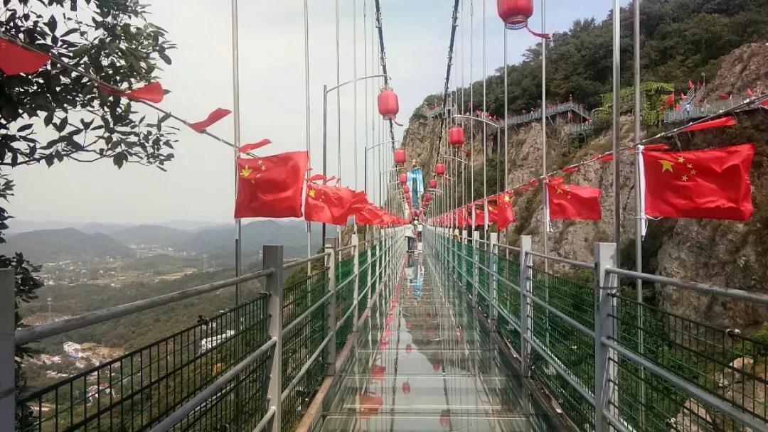 馬仁奇峰紅色芳華綻放！獻(xiàn)禮祖國(guó)70華誕！